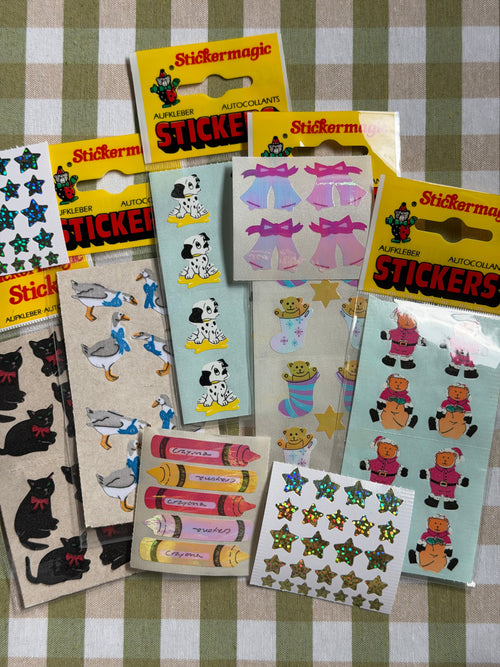 Bear in stocking - Sticker Magic